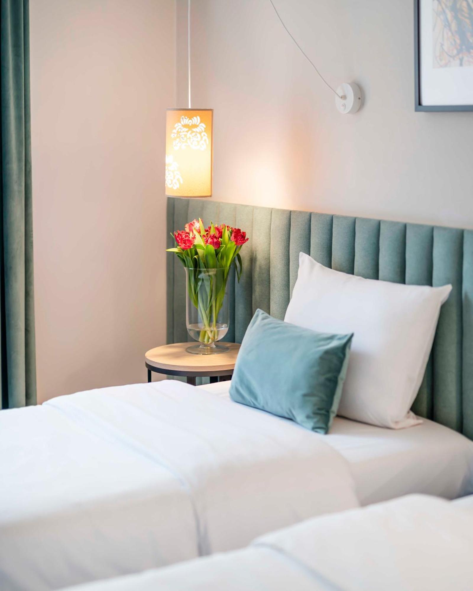 Hotel H12**** 4*