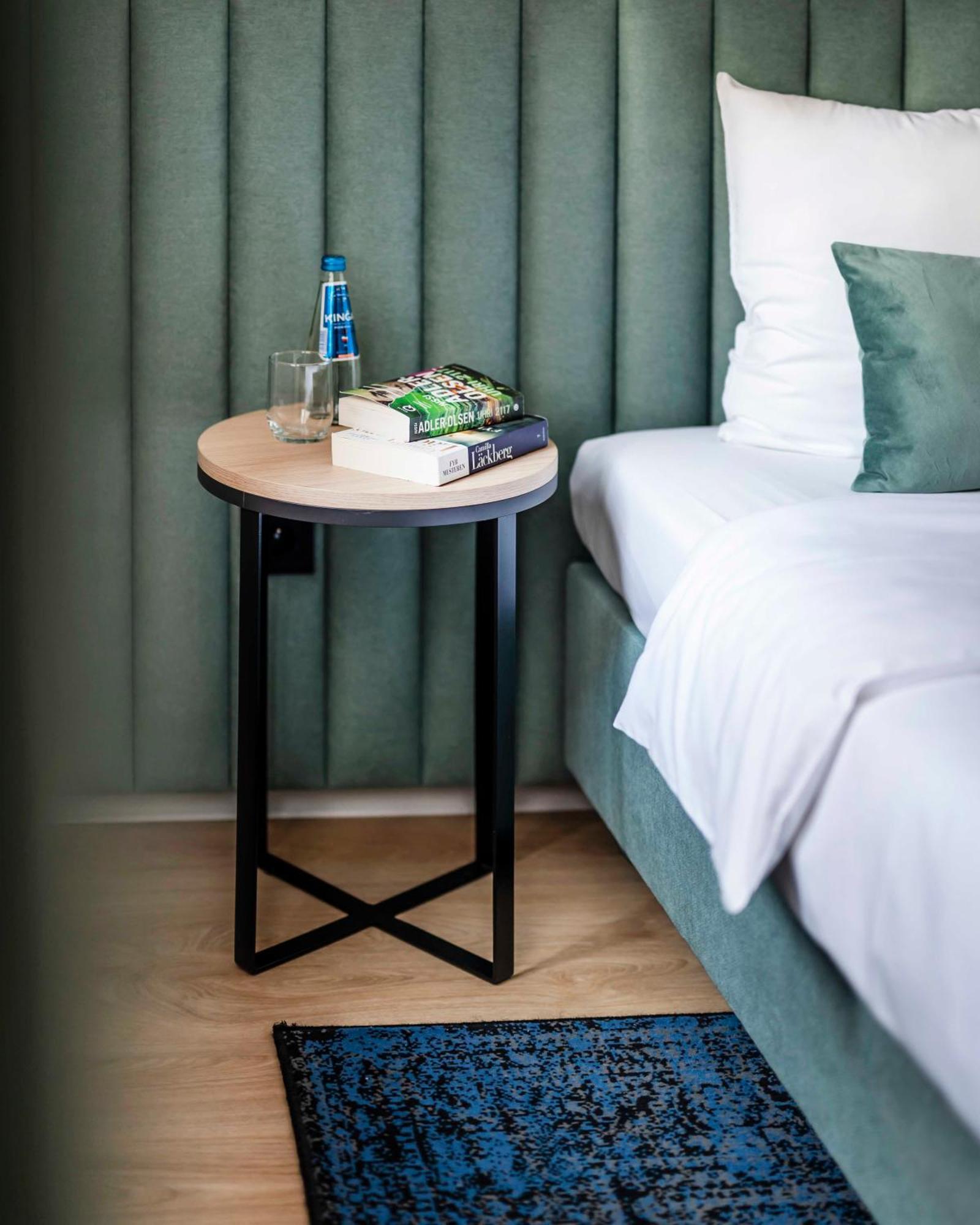 Hotel H12****